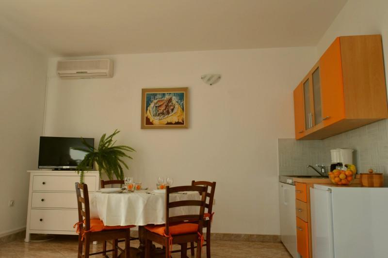 Apartments Jenny Нови Винодолски Екстериор снимка